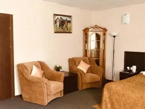 12 Rooms