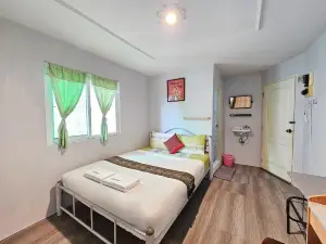 พี แคลิฟอร์เนีย อินเตอร์ โฮสเทล