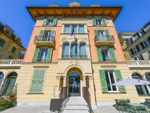 ホテル アストリア ラパッロ