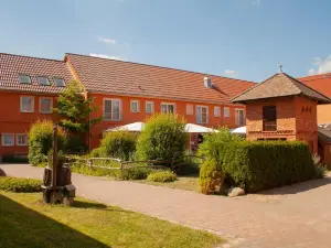 Project June - Ehemals Landgasthof Jüterbog