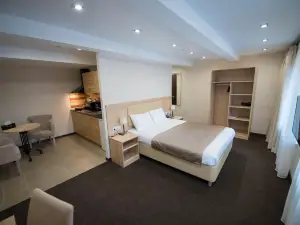 Silver House Hotel