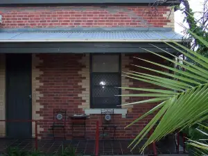 RJ's Bed & Breakfast