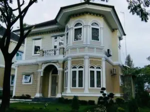 Villa Green Hill Sibolangit OniOmo 4Br