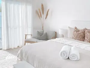 The Hideaway - Guest House