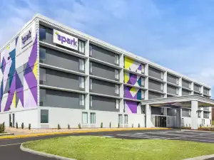 Spark by Hilton Roanoke Airport
