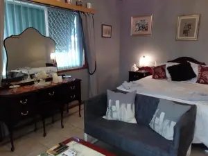 York's Lookout Lodge Bed and Breakfast