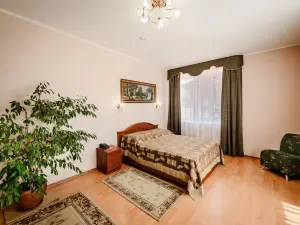 Expromt Hotel