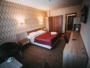 Aldan Hotel