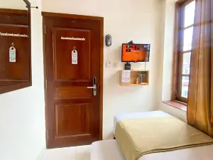 The Cabin Hotel Bhayangkara
