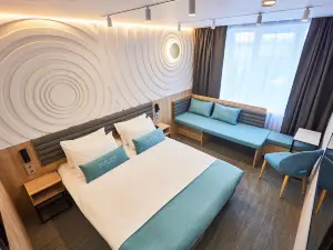 River Park Hotel