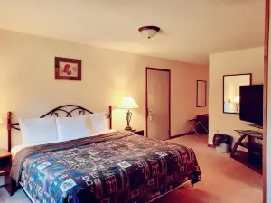 North Ironwood Acres - Black River Lodge