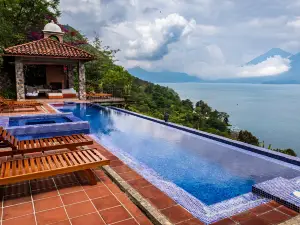 Hotel Casa Palopo