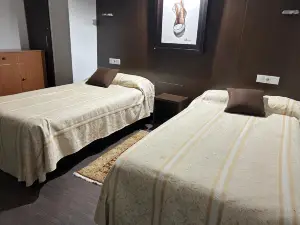 El Hotelito