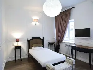 Bonhotel