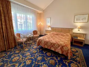 Mitos Hotel