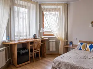 Korabelnaya Hotel