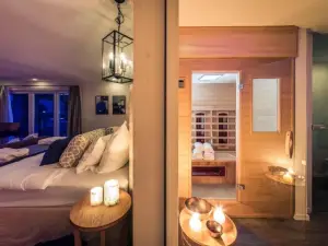 Lieblingsplatz Parey - Schwimmendes Seehotel