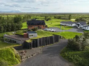 Hotel Leirubakki