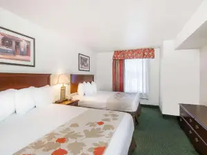 Clarion Pointe Charleston - West Ashley