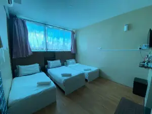 Le Deon Hotel