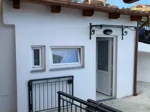 Casa Indipendente Mini-Depandance Vista Mare Con Terrazza