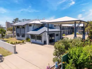 รอยัล โมเต็ล ไมล์ส