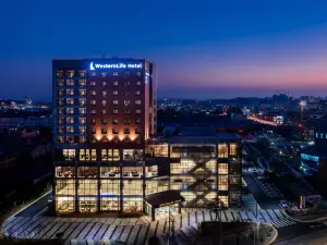 WesternLife Hotel