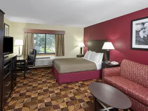 AmericInn by Wyndham Elkhorn Near Lake Geneva