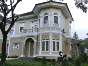 Villa Green Hill Sibolangit OniOmo 4Br