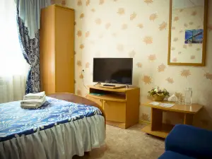 Landyish Hotel