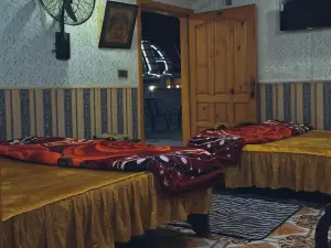 AK HOTEL 阿伯塔巴德