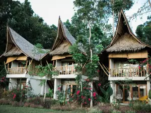 Fox & the Firefly Cottages