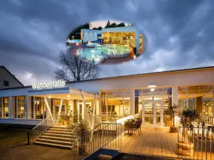 JUFA 巴德拉德克斯堡飯店 - 包括4小時溫泉入場券