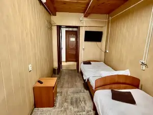 Pridorozhny Kompleks MTS M7 1004 Km Mini Hotel