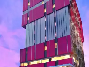 D'Primahotel Panakkukang Makassar (Formerly Fave Panakkukang)