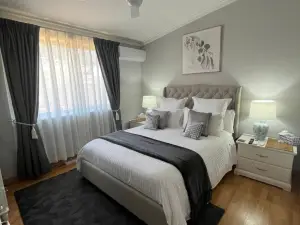 Lg Qs Rm Private Luxury Bathrm Strictly Non Smokers and Genuine Travellers Only over 25