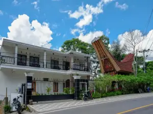 RedDoorz @ มาคาลี ทานา โตราจา