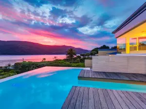 Amanzi Island Boutique Hotel