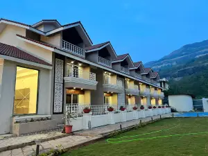 The Grand Leela Resort