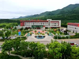 Ningxia Travel Investment Yuanfeng Hotel