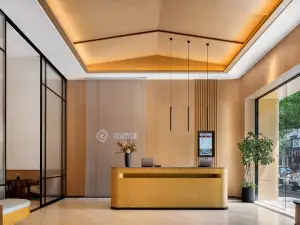 Huipuyi Comfortable Business Hotel (Linhai Yintai Branch)