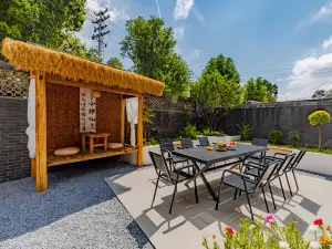 Xinyuan Garden Villa · Vacation Homestay (Wuyuan High-speed Railway Station Branch)