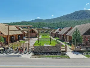 Silent Horizon Mountain Lodge