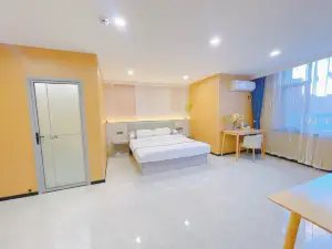 Shuangliao Haotai Business Hotel