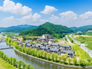 Benxi HuaxiMu Yunxiqiyang Hot Spring Hotel