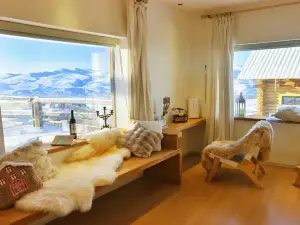 Yinshan·33 Vacation Homestay (Baihaba Store Scenic Area)