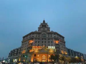 麗枫酒店(开封河南大学鼓楼广场店)