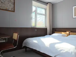 May Hotel