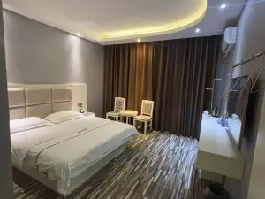 Long'an Jiaxingcheng Hotel