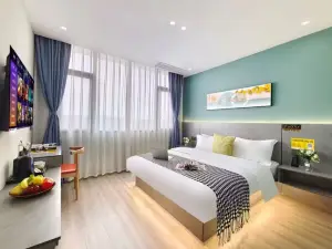 大英藍鑽主題飯店（政府廣場店）